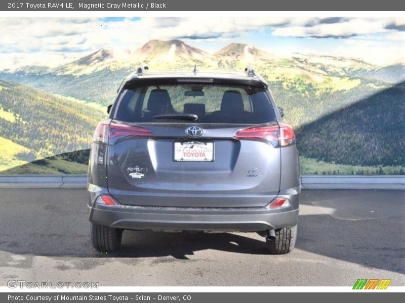 Magnetic Gray Metallic / Black 2017 Toyota RAV4 LE