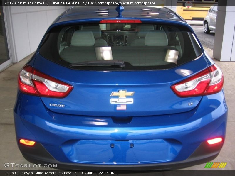 Kinetic Blue Metallic / Dark Atmosphere/Medium Atmosphere 2017 Chevrolet Cruze LT