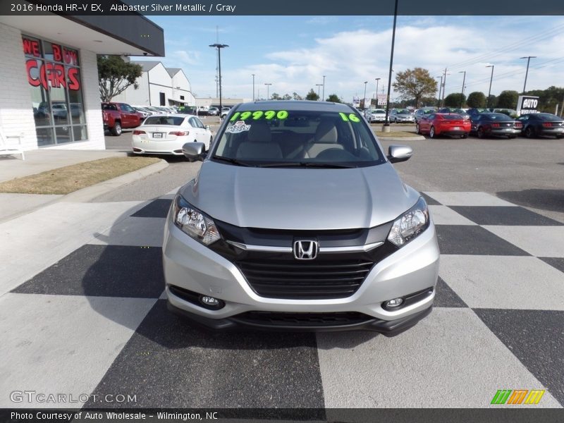 Alabaster Silver Metallic / Gray 2016 Honda HR-V EX