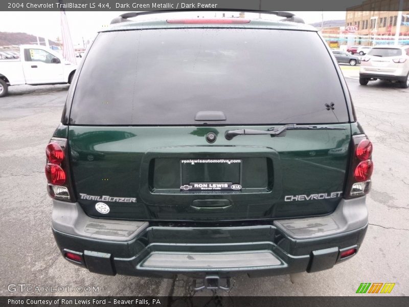 Dark Green Metallic / Dark Pewter 2004 Chevrolet TrailBlazer LS 4x4