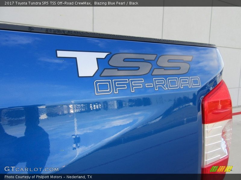  2017 Tundra SR5 TSS Off-Road CrewMax Logo
