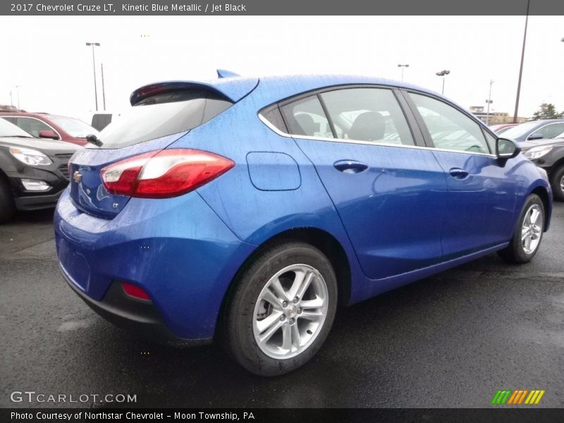 Kinetic Blue Metallic / Jet Black 2017 Chevrolet Cruze LT