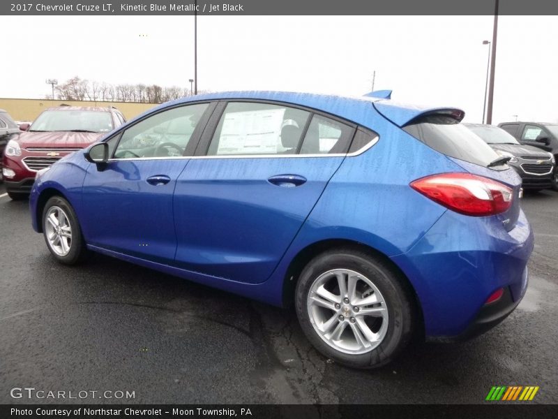 Kinetic Blue Metallic / Jet Black 2017 Chevrolet Cruze LT
