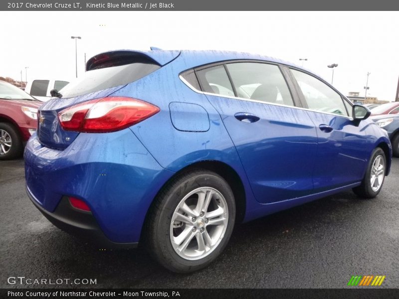 Kinetic Blue Metallic / Jet Black 2017 Chevrolet Cruze LT