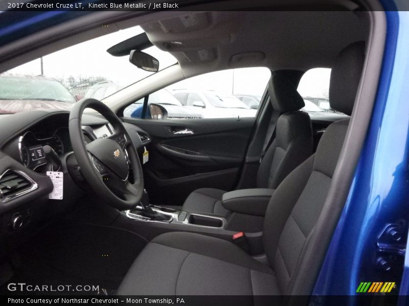 Kinetic Blue Metallic / Jet Black 2017 Chevrolet Cruze LT
