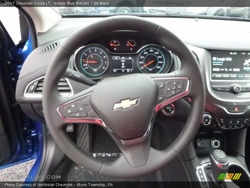 Kinetic Blue Metallic / Jet Black 2017 Chevrolet Cruze LT