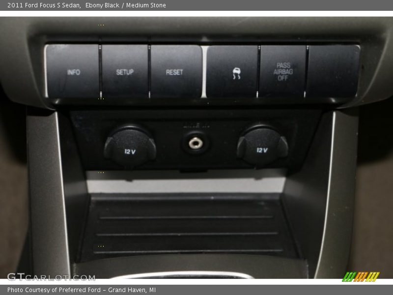 Ebony Black / Medium Stone 2011 Ford Focus S Sedan