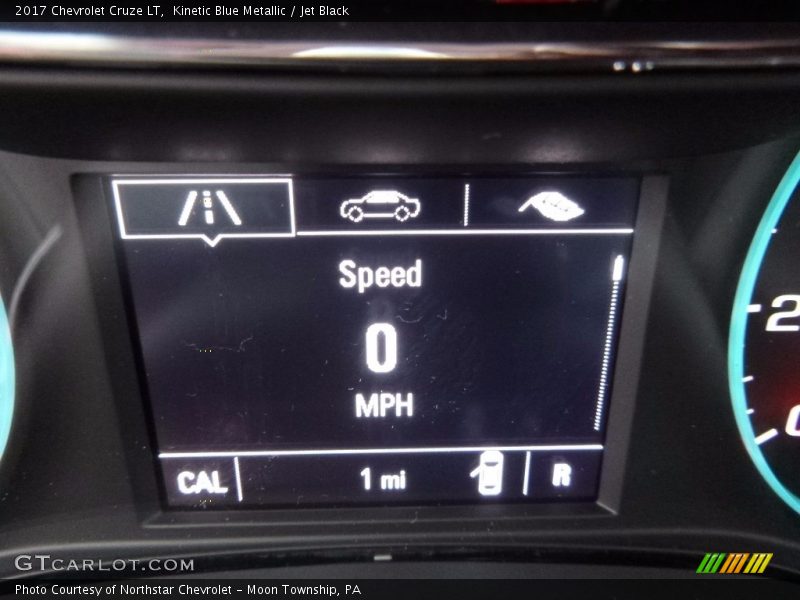 Kinetic Blue Metallic / Jet Black 2017 Chevrolet Cruze LT