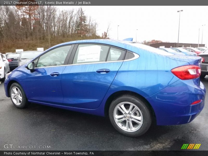 Kinetic Blue Metallic / Jet Black 2017 Chevrolet Cruze LT