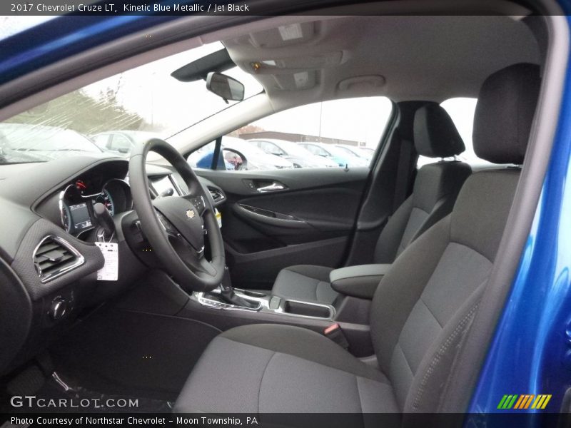 Kinetic Blue Metallic / Jet Black 2017 Chevrolet Cruze LT