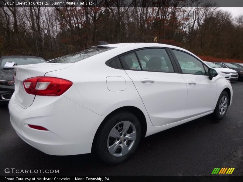 Summit White / Jet Black 2017 Chevrolet Cruze LS