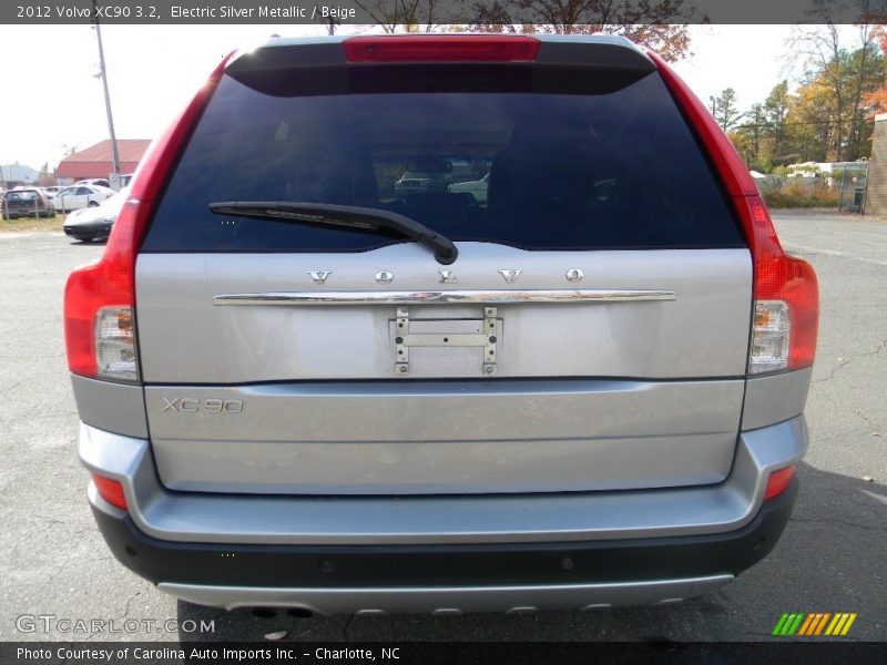 Electric Silver Metallic / Beige 2012 Volvo XC90 3.2