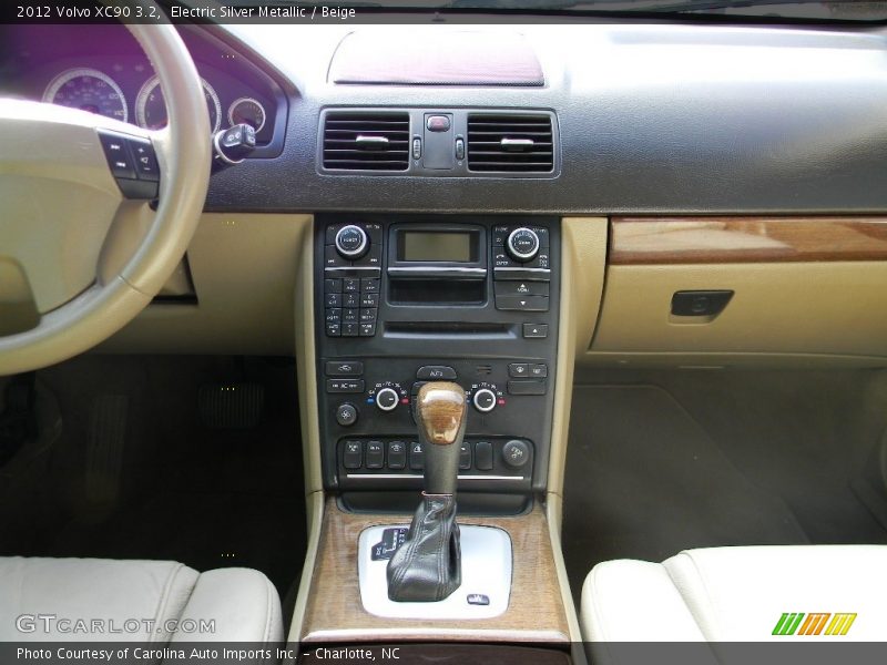 Electric Silver Metallic / Beige 2012 Volvo XC90 3.2