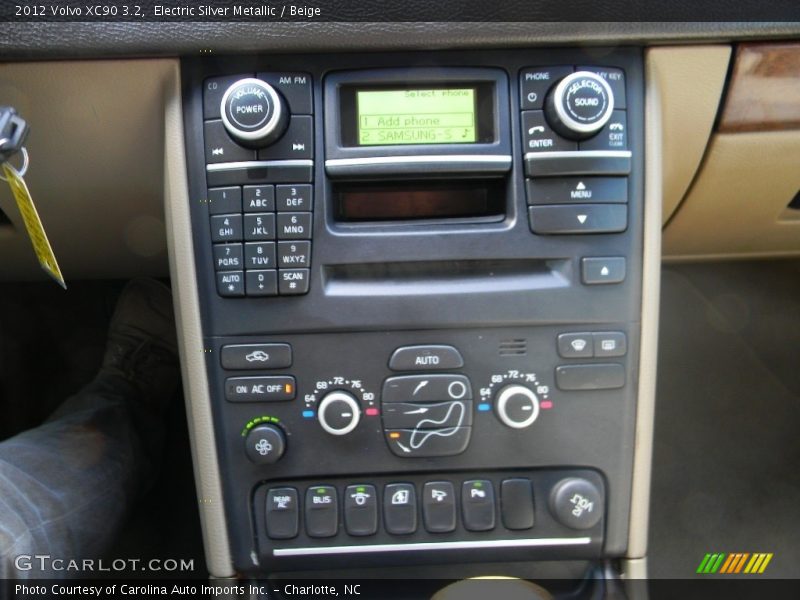 Electric Silver Metallic / Beige 2012 Volvo XC90 3.2