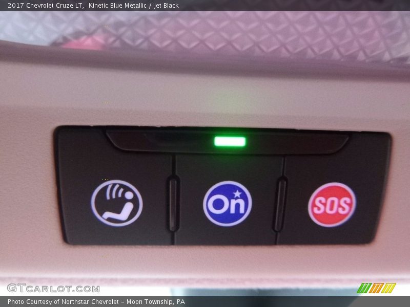 Kinetic Blue Metallic / Jet Black 2017 Chevrolet Cruze LT