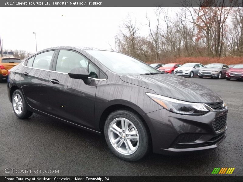 Tungsten Metallic / Jet Black 2017 Chevrolet Cruze LT