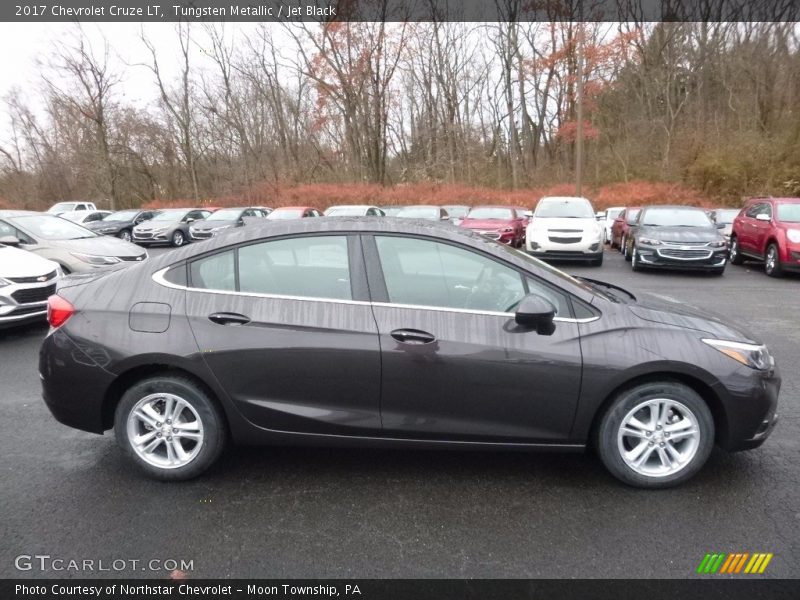 Tungsten Metallic / Jet Black 2017 Chevrolet Cruze LT