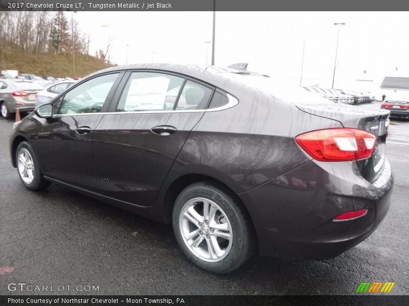 Tungsten Metallic / Jet Black 2017 Chevrolet Cruze LT