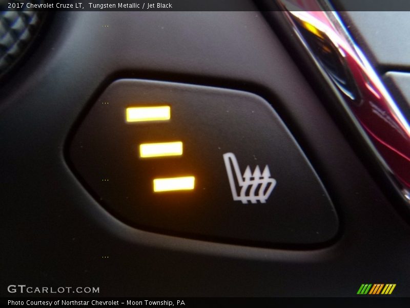 Tungsten Metallic / Jet Black 2017 Chevrolet Cruze LT