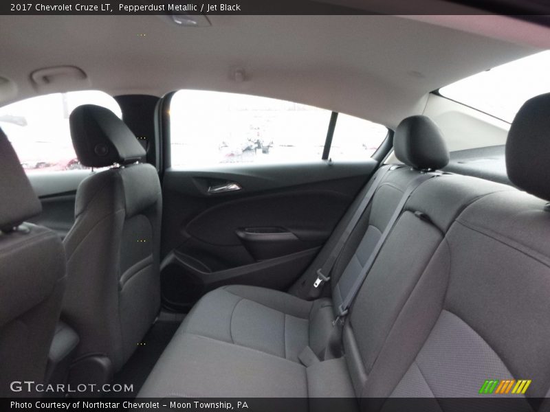 Pepperdust Metallic / Jet Black 2017 Chevrolet Cruze LT