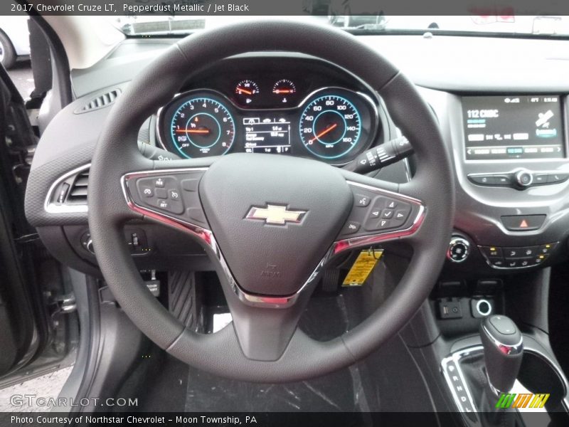 Pepperdust Metallic / Jet Black 2017 Chevrolet Cruze LT