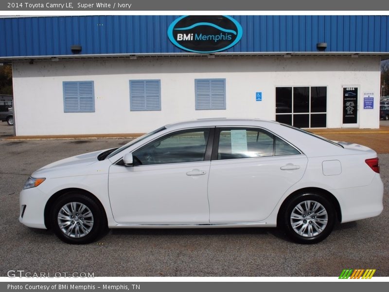 Super White / Ivory 2014 Toyota Camry LE