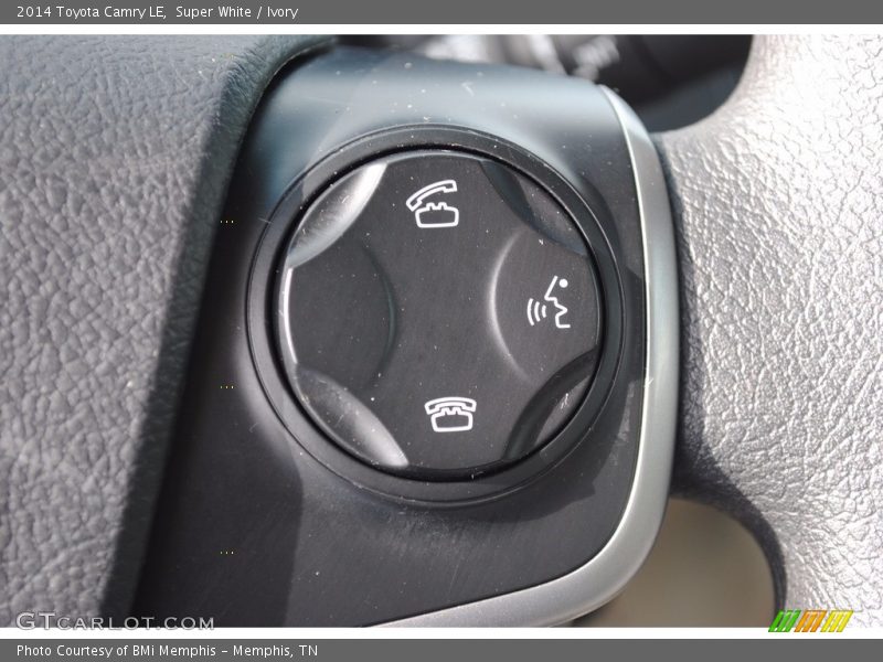 Super White / Ivory 2014 Toyota Camry LE