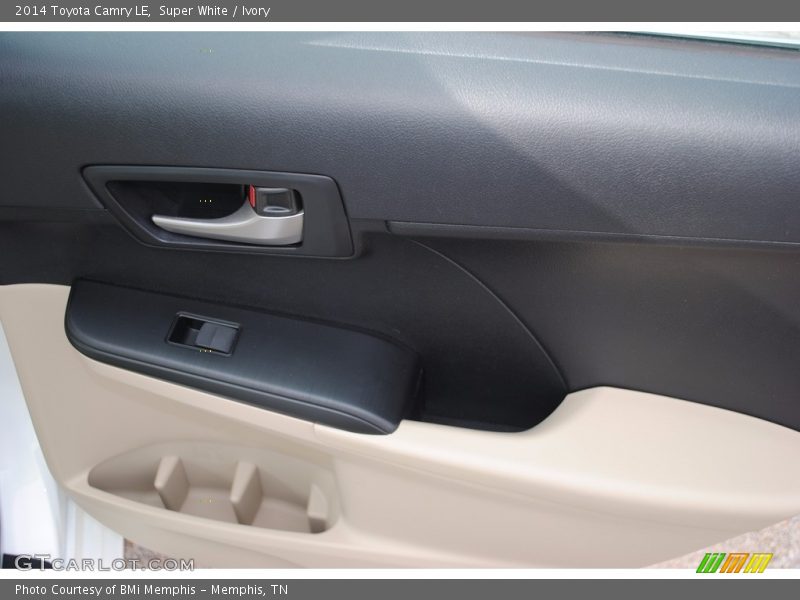 Super White / Ivory 2014 Toyota Camry LE