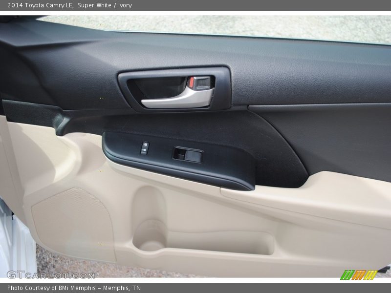 Super White / Ivory 2014 Toyota Camry LE