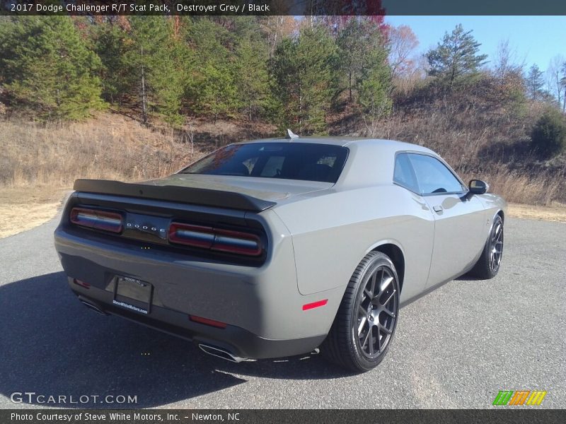 Destroyer Grey / Black 2017 Dodge Challenger R/T Scat Pack