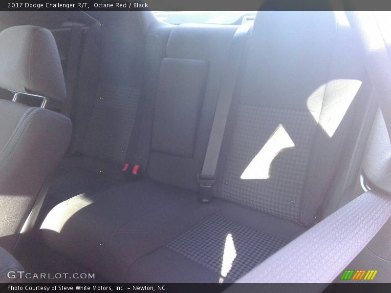 Octane Red / Black 2017 Dodge Challenger R/T
