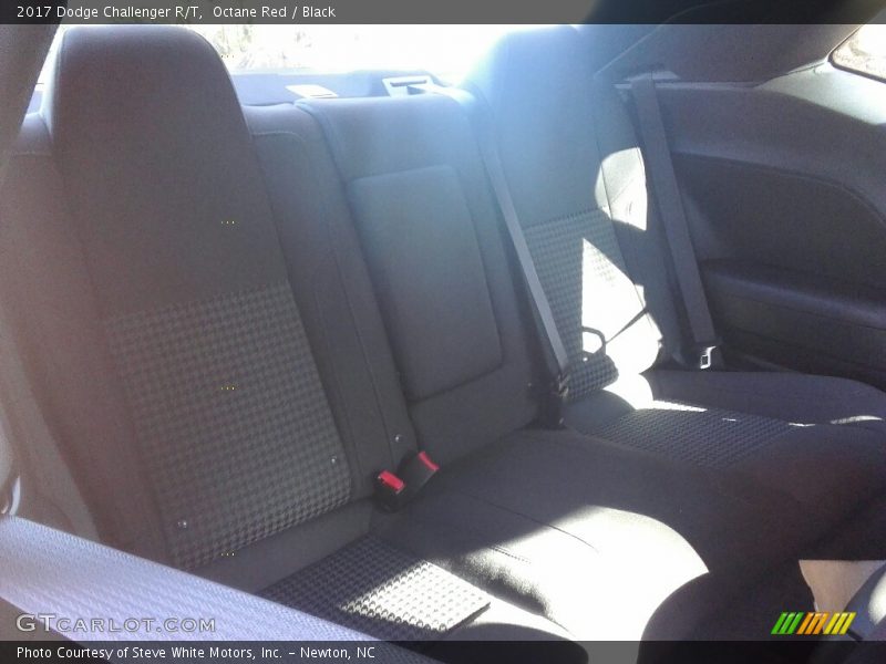 Octane Red / Black 2017 Dodge Challenger R/T