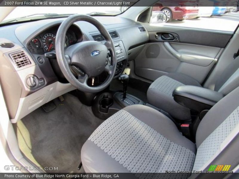 CD Silver Metallic / Charcoal/Light Flint 2007 Ford Focus ZXW SE Wagon