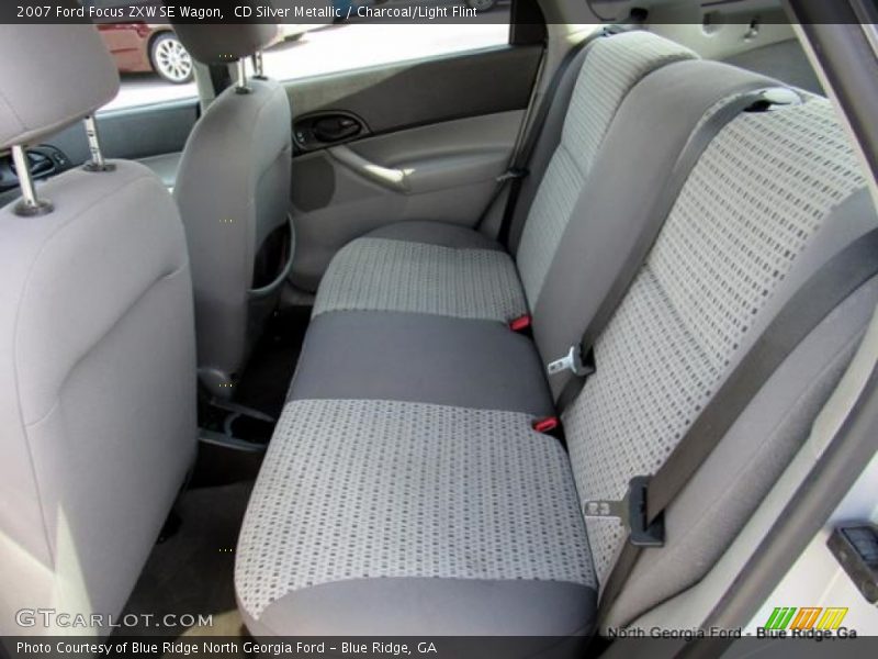 CD Silver Metallic / Charcoal/Light Flint 2007 Ford Focus ZXW SE Wagon