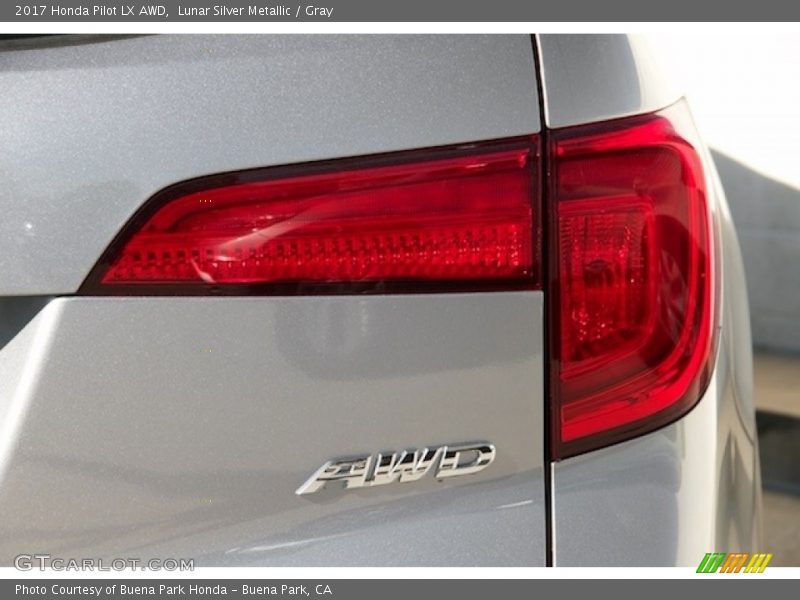  2017 Pilot LX AWD Logo