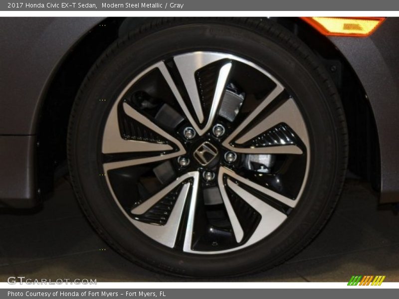 Modern Steel Metallic / Gray 2017 Honda Civic EX-T Sedan