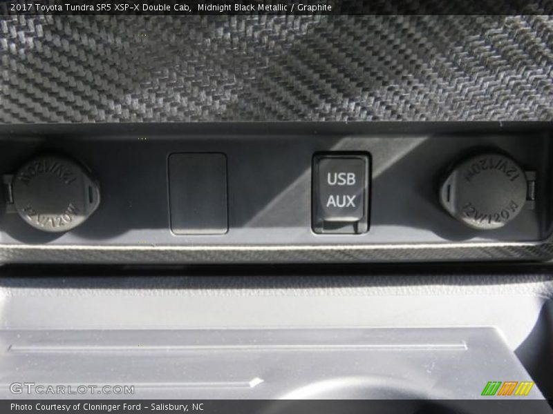 Midnight Black Metallic / Graphite 2017 Toyota Tundra SR5 XSP-X Double Cab