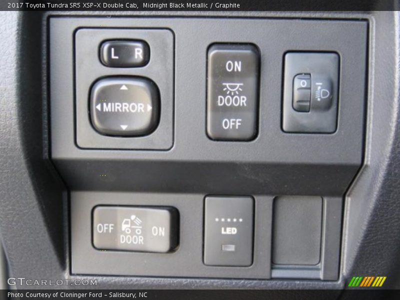 Midnight Black Metallic / Graphite 2017 Toyota Tundra SR5 XSP-X Double Cab