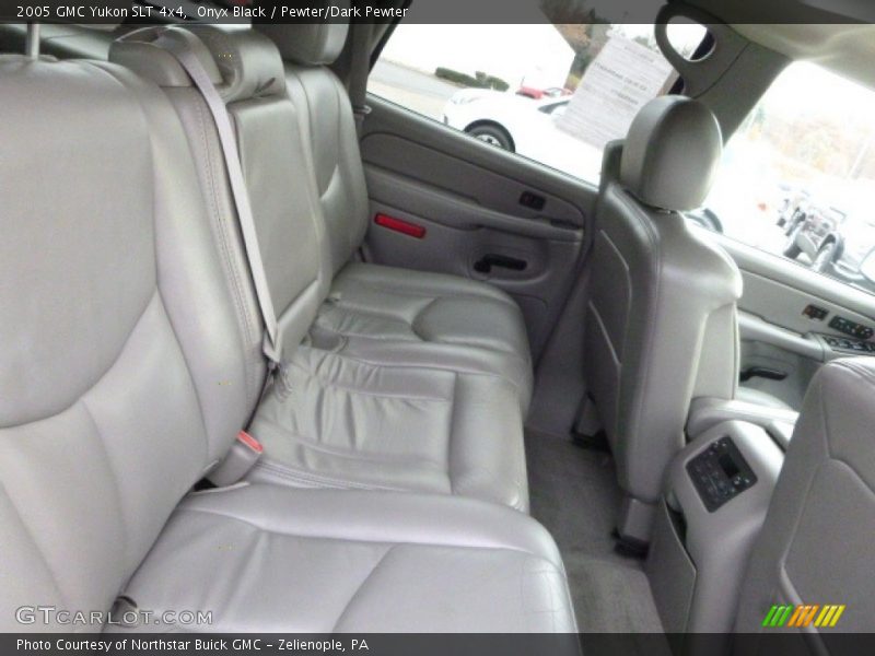 Onyx Black / Pewter/Dark Pewter 2005 GMC Yukon SLT 4x4