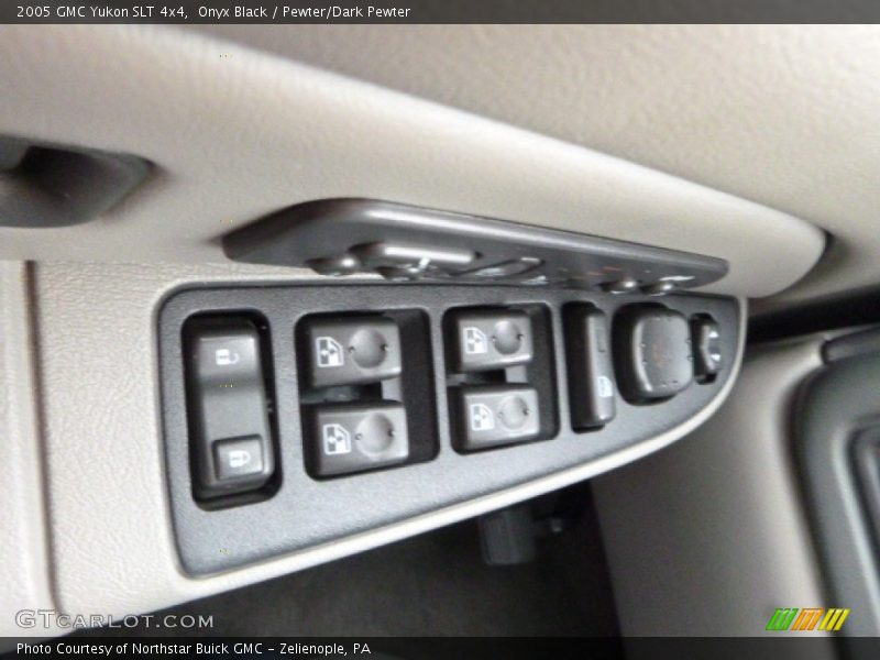 Onyx Black / Pewter/Dark Pewter 2005 GMC Yukon SLT 4x4