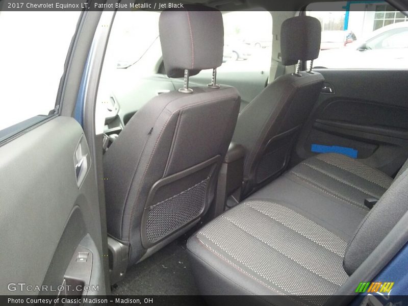 Patriot Blue Metallic / Jet Black 2017 Chevrolet Equinox LT