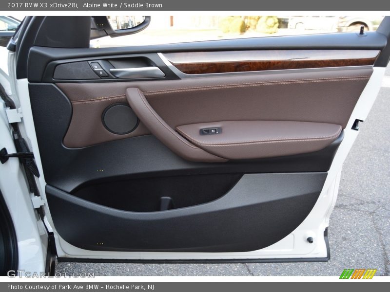 Alpine White / Saddle Brown 2017 BMW X3 xDrive28i