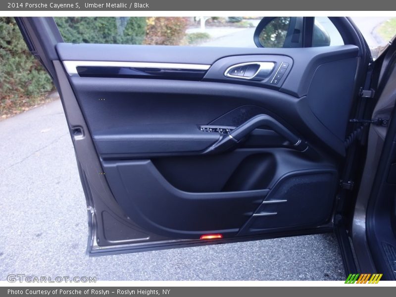 Umber Metallic / Black 2014 Porsche Cayenne S