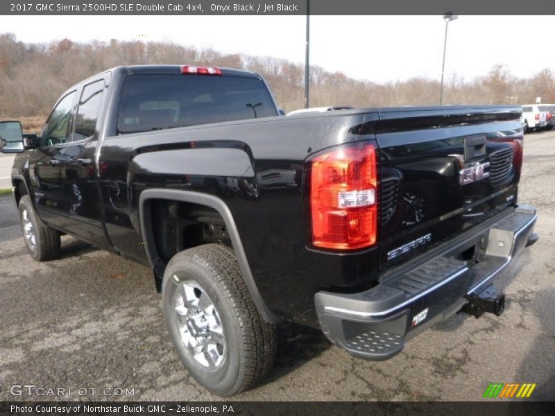  2017 Sierra 2500HD SLE Double Cab 4x4 Onyx Black