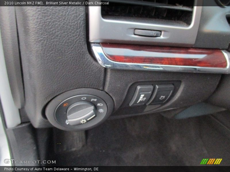 Brilliant Silver Metallic / Dark Charcoal 2010 Lincoln MKZ FWD