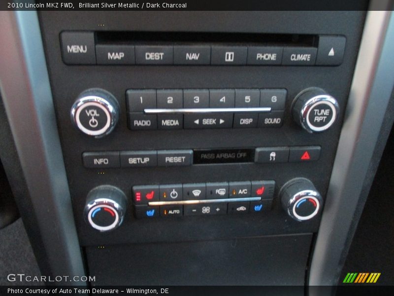 Brilliant Silver Metallic / Dark Charcoal 2010 Lincoln MKZ FWD