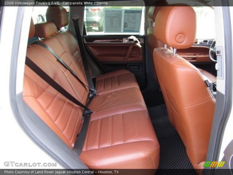 Campanella White / Sienna 2008 Volkswagen Touareg 2 V8