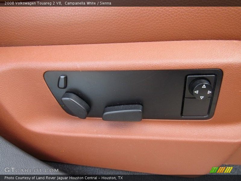 Campanella White / Sienna 2008 Volkswagen Touareg 2 V8