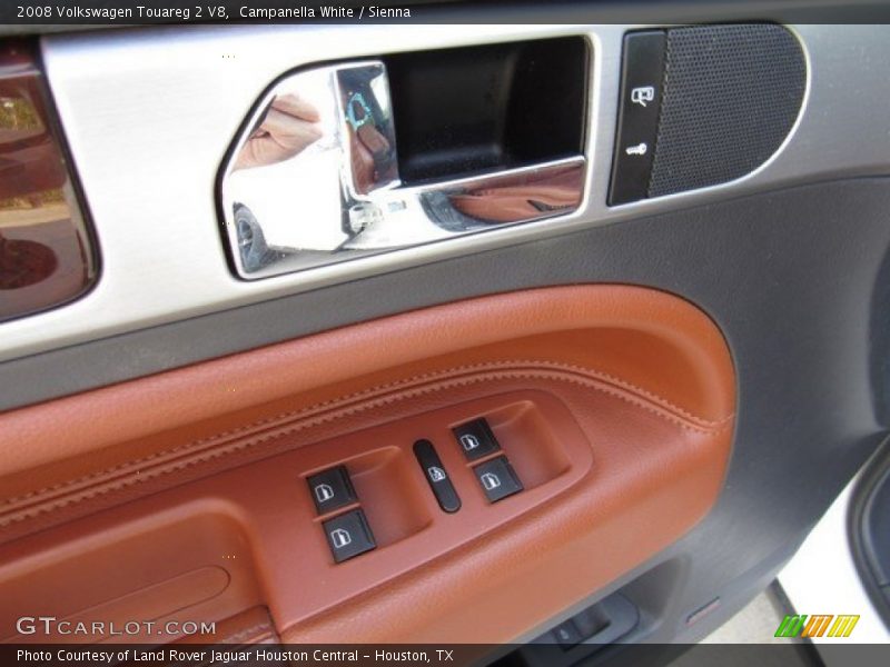 Campanella White / Sienna 2008 Volkswagen Touareg 2 V8