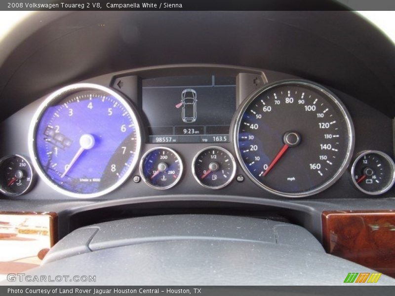 Campanella White / Sienna 2008 Volkswagen Touareg 2 V8